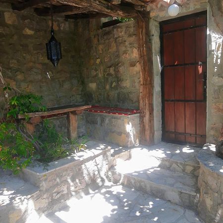 בודווה Sea-Side Old Stone Villa With A Private Garden מראה חיצוני תמונה
