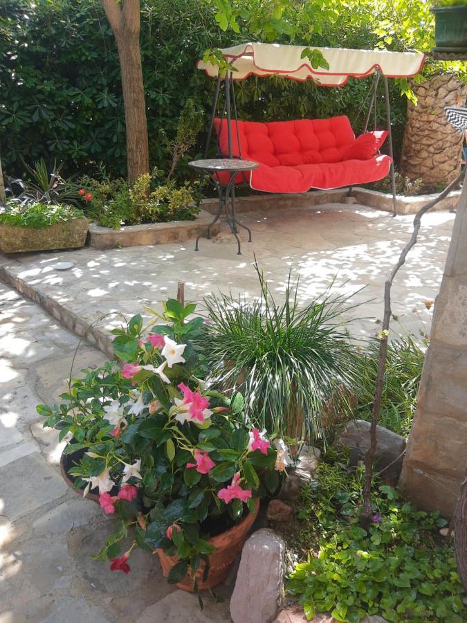 בודווה Sea-Side Old Stone Villa With A Private Garden מראה חיצוני תמונה