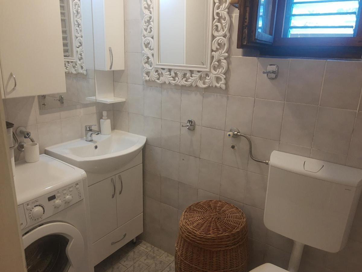 בודווה Sea-Side Old Stone Villa With A Private Garden מראה חיצוני תמונה