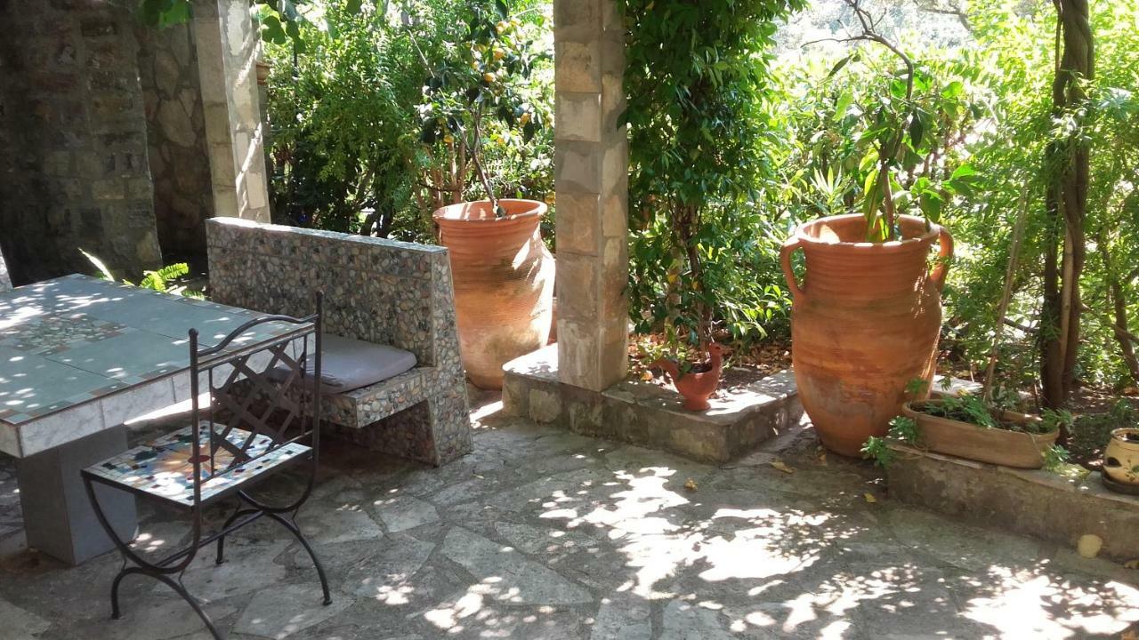 בודווה Sea-Side Old Stone Villa With A Private Garden מראה חיצוני תמונה
