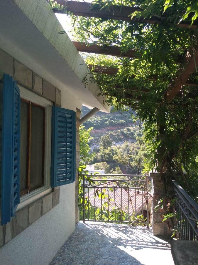 בודווה Sea-Side Old Stone Villa With A Private Garden מראה חיצוני תמונה