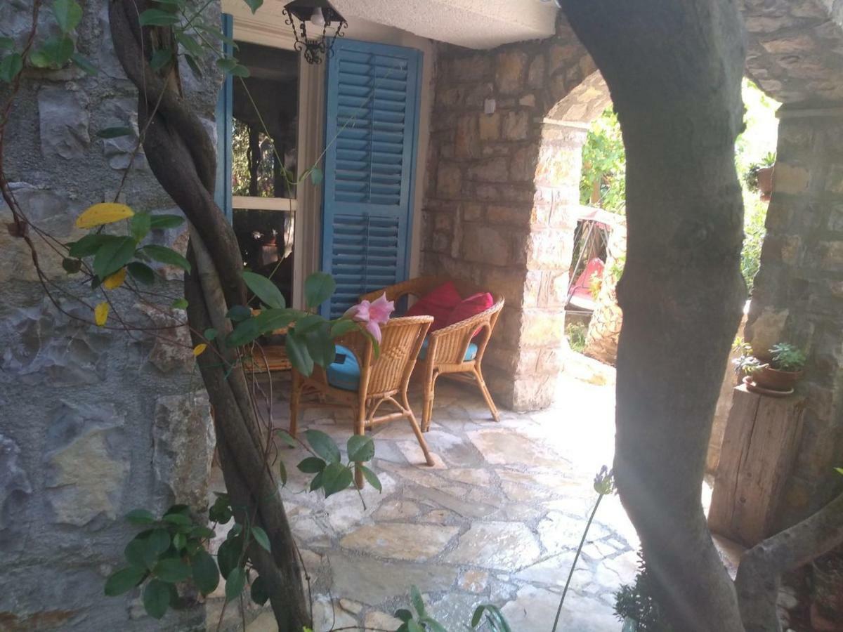 בודווה Sea-Side Old Stone Villa With A Private Garden מראה חיצוני תמונה
